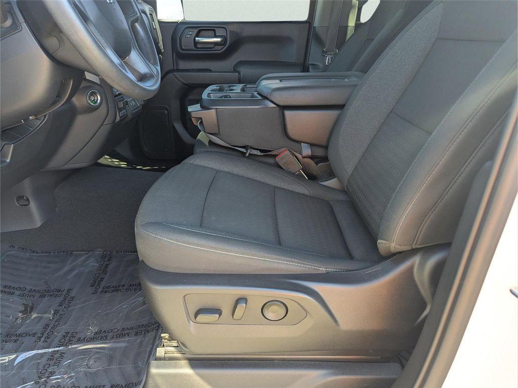 used 2024 Chevrolet Silverado 1500 car, priced at $43,899