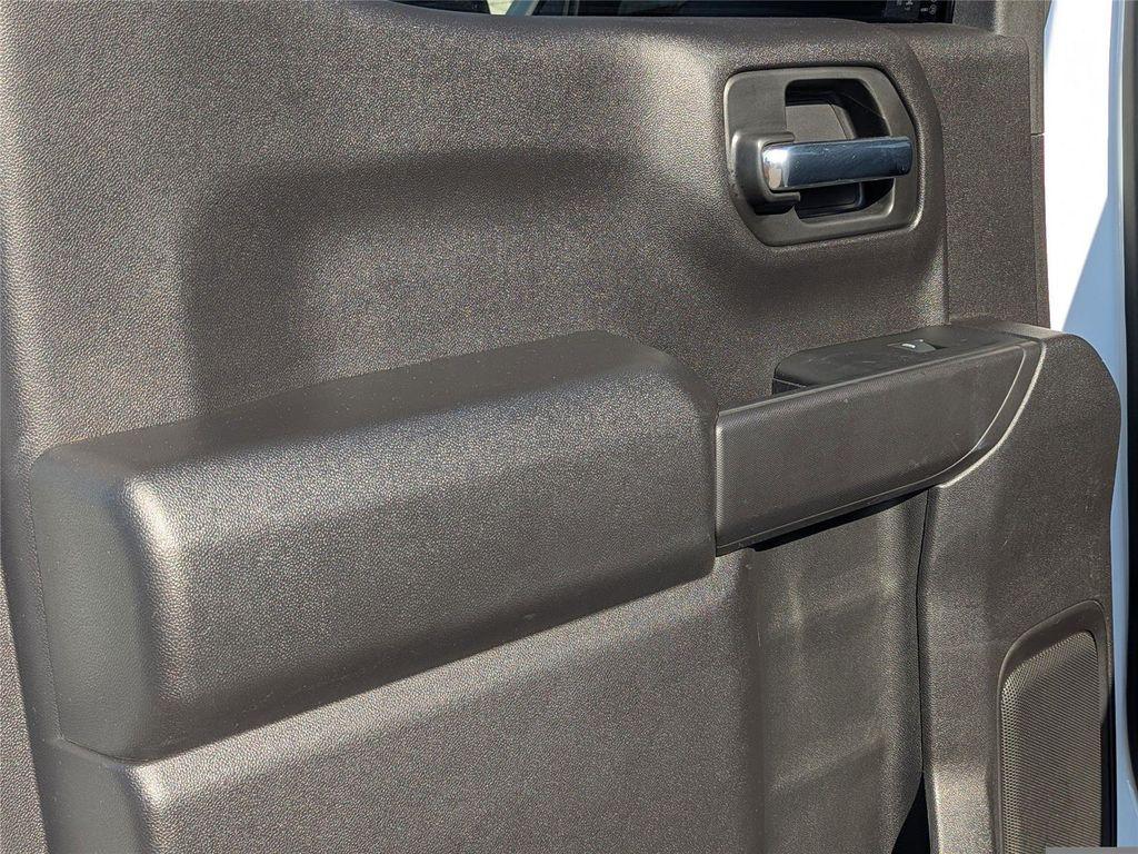 used 2024 Chevrolet Silverado 1500 car, priced at $43,899