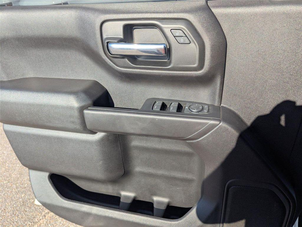 used 2024 Chevrolet Silverado 1500 car, priced at $43,899