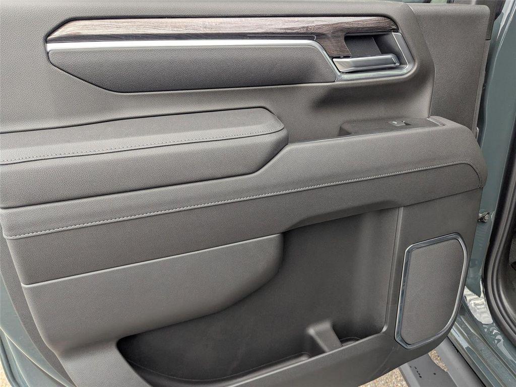 new 2026 Chevrolet Silverado 2500 car, priced at $79,084