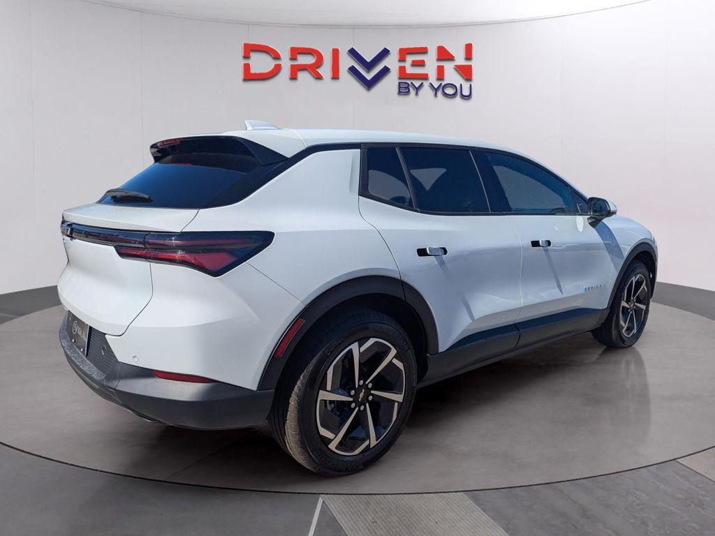 new 2026 Chevrolet Equinox EV car, priced at $34,535