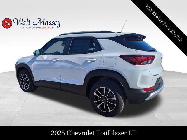 new 2025 Chevrolet TrailBlazer car, priced at $27,710