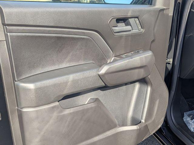 new 2025 Chevrolet Colorado car, priced at $33,260