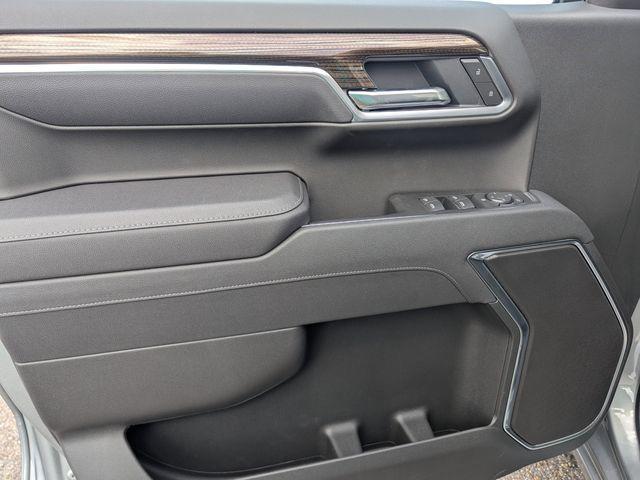 new 2025 Chevrolet Silverado 1500 car, priced at $57,561