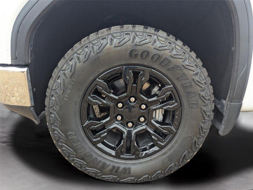 used 2021 GMC Sierra 1500 car, priced at $30,559