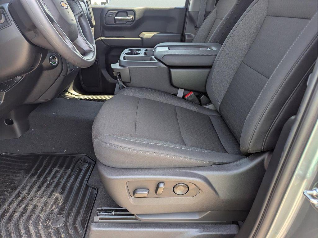 new 2025 Chevrolet Silverado 1500 car, priced at $44,168