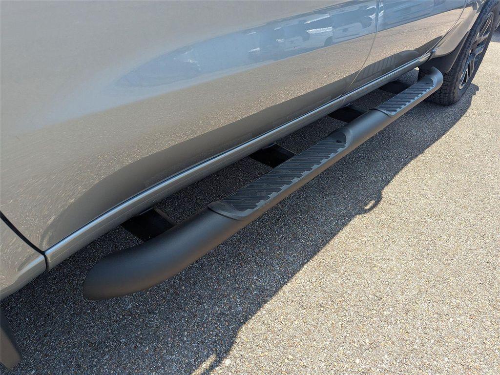 new 2025 Chevrolet Silverado 1500 car, priced at $44,168