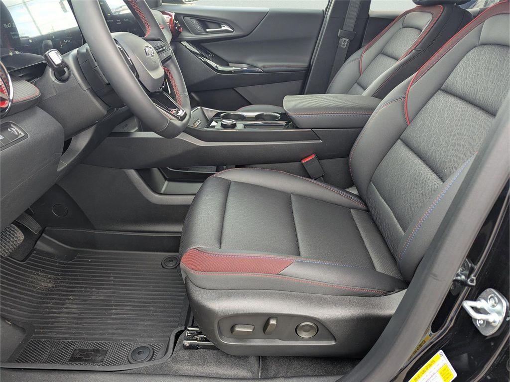 new 2026 Chevrolet Equinox car, priced at $37,101