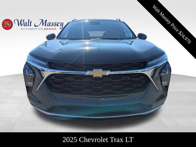 new 2025 Chevrolet Trax car, priced at $24,970