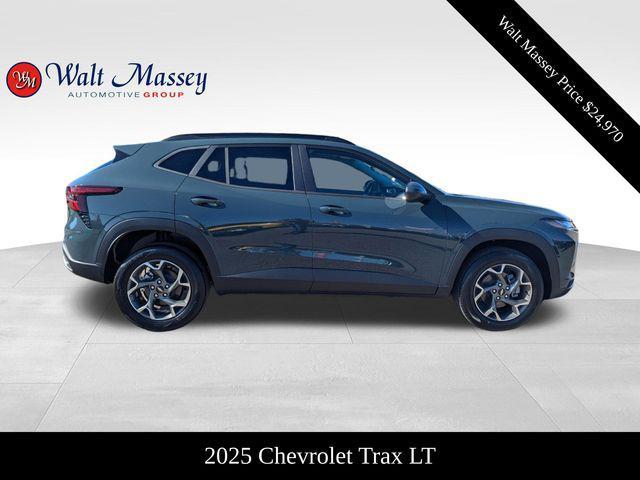 new 2025 Chevrolet Trax car, priced at $24,970