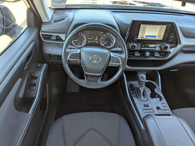 used 2023 Toyota Highlander car, priced at $33,394