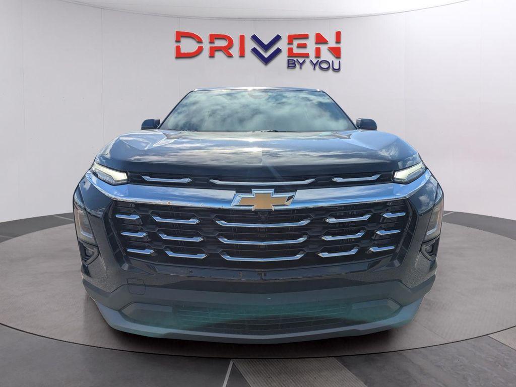 new 2026 Chevrolet Equinox car, priced at $31,910