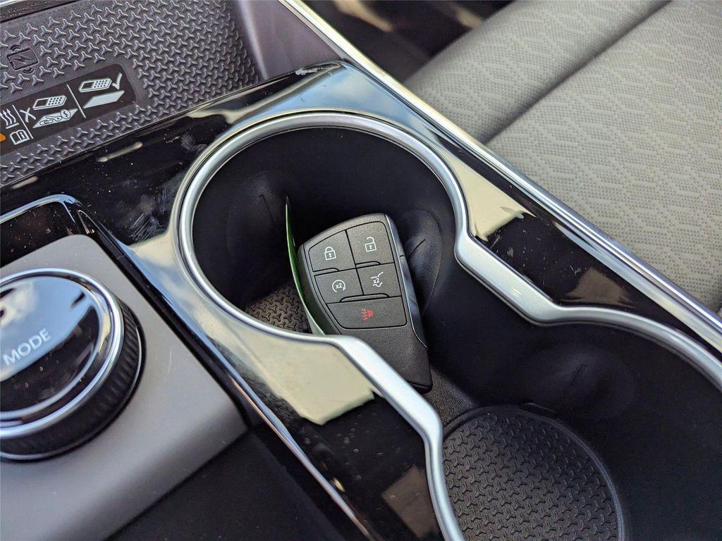 new 2026 Chevrolet Equinox car, priced at $31,910