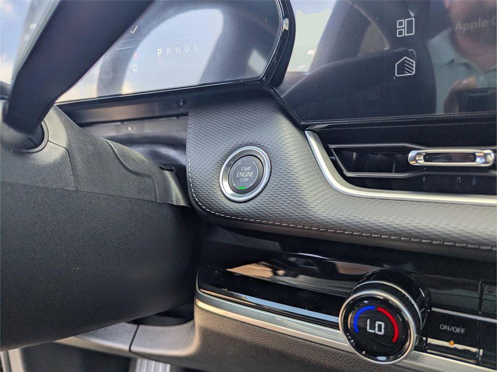 new 2026 Chevrolet Equinox car, priced at $31,910