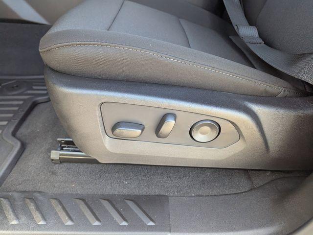 new 2025 Chevrolet Colorado car, priced at $35,056
