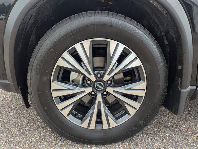 used 2023 Nissan Rogue car, priced at $22,999