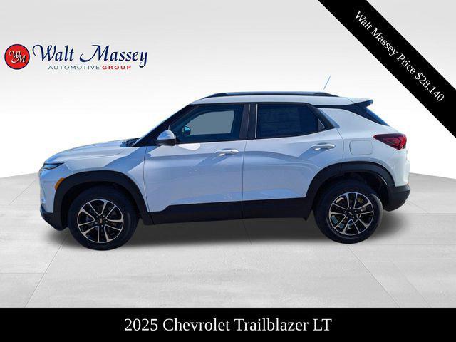 new 2025 Chevrolet TrailBlazer car, priced at $28,140