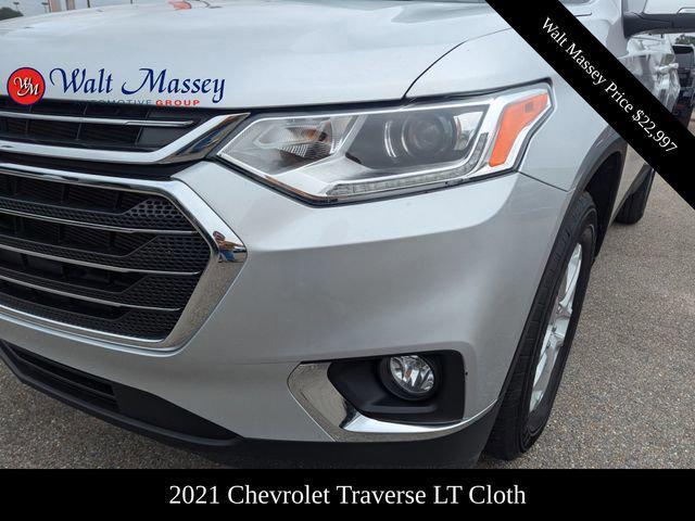 used 2021 Chevrolet Traverse car, priced at $22,997