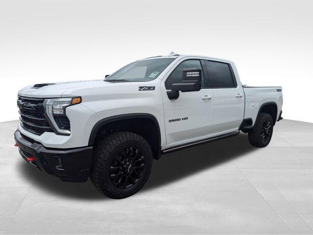 new 2025 Chevrolet Silverado 3500 car, priced at $79,909