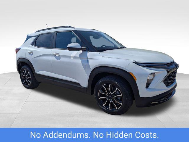 new 2025 Chevrolet TrailBlazer car, priced at $30,219