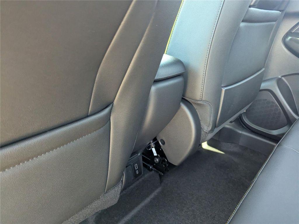 new 2025 Chevrolet TrailBlazer car, priced at $30,219