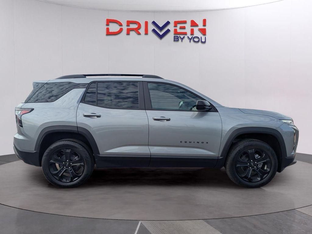 new 2026 Chevrolet Equinox car, priced at $33,024