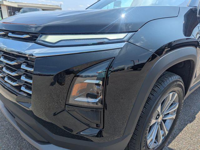new 2026 Chevrolet Equinox car, priced at $30,695