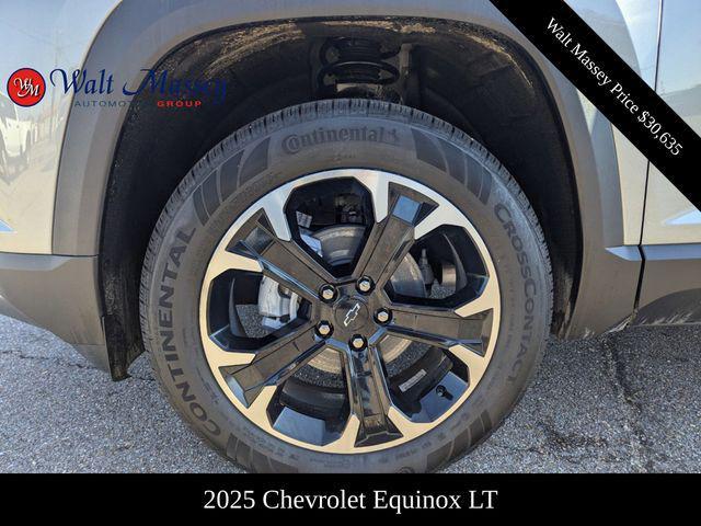 new 2025 Chevrolet Equinox car, priced at $30,635