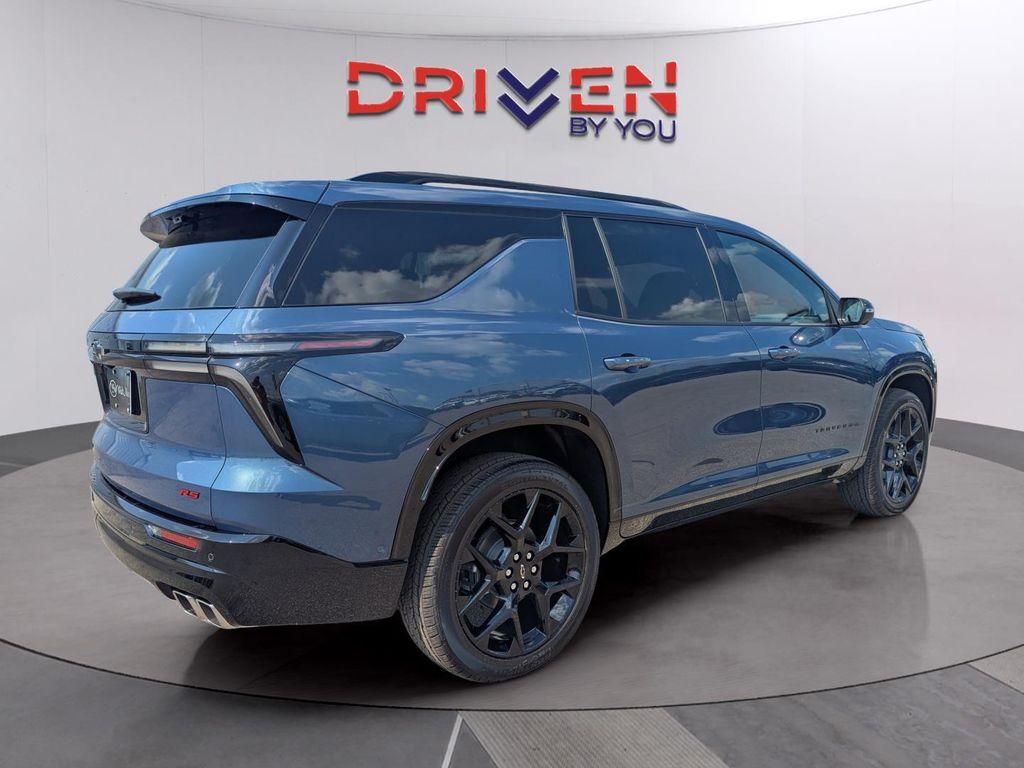 new 2026 Chevrolet Traverse car, priced at $56,375