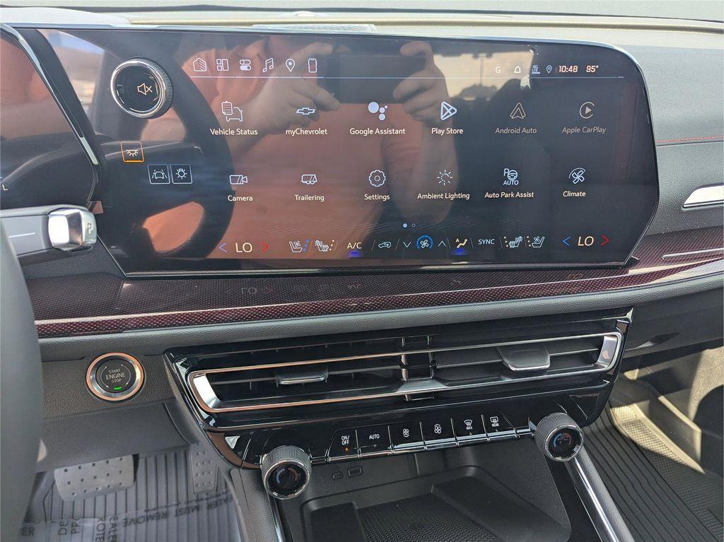 new 2026 Chevrolet Traverse car, priced at $56,375