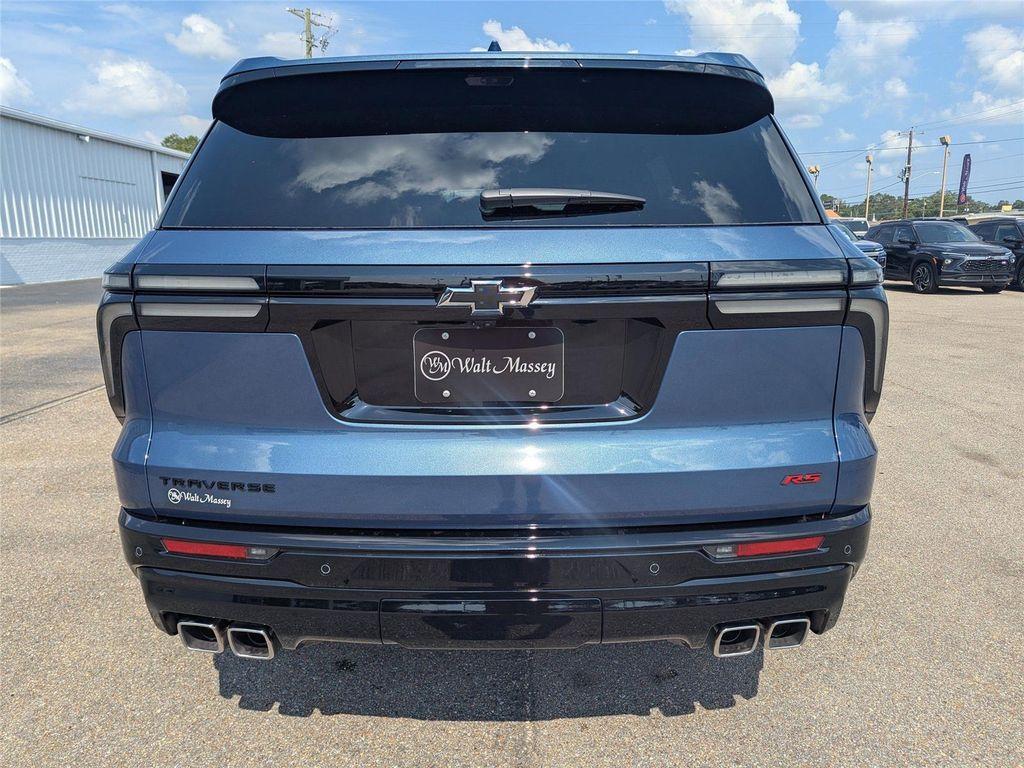 new 2026 Chevrolet Traverse car, priced at $54,219