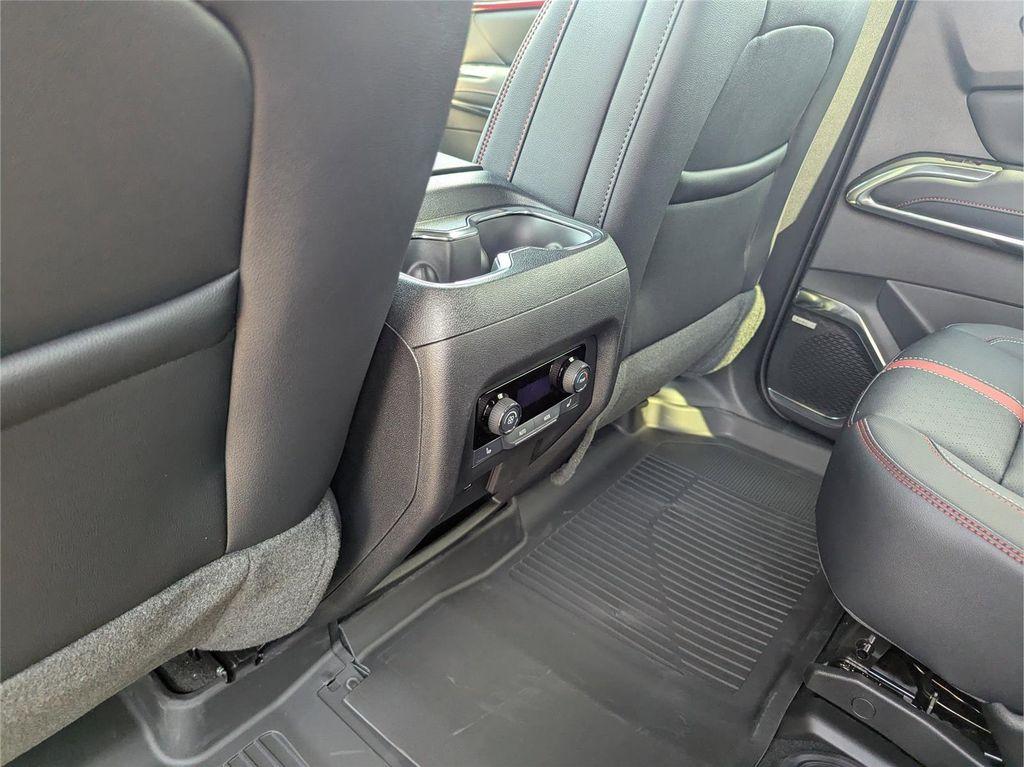 new 2026 Chevrolet Traverse car, priced at $56,375