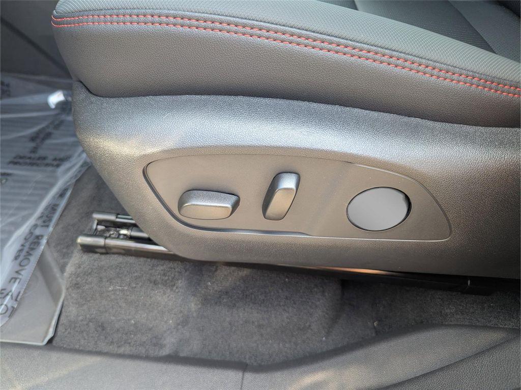 new 2026 Chevrolet Traverse car, priced at $56,375