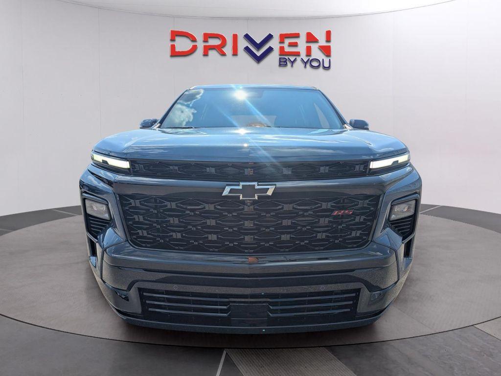 new 2026 Chevrolet Traverse car, priced at $56,375