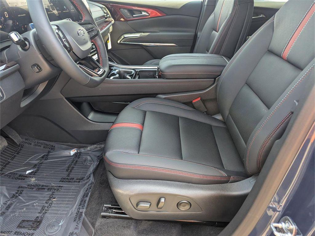 new 2026 Chevrolet Traverse car, priced at $56,375