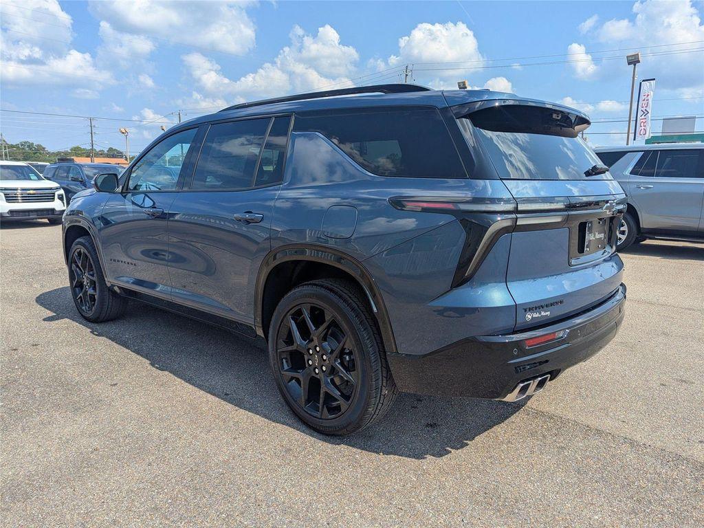 new 2026 Chevrolet Traverse car, priced at $54,219