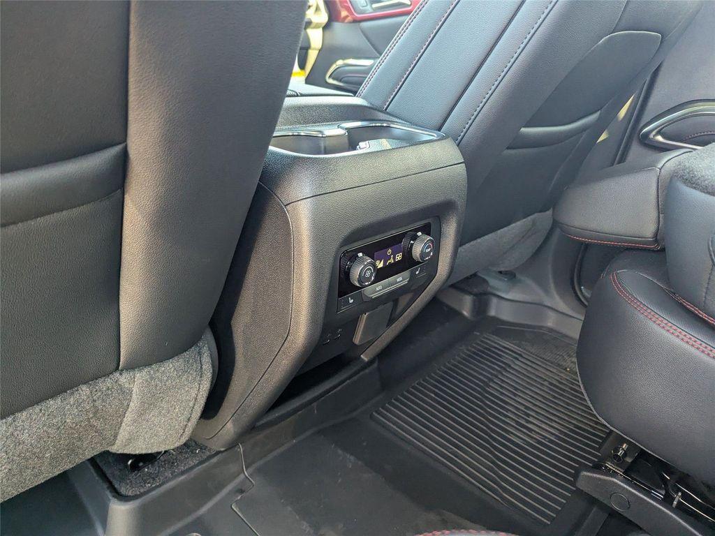 new 2026 Chevrolet Traverse car, priced at $55,114