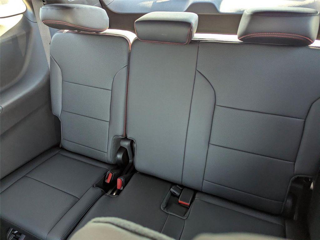 new 2026 Chevrolet Traverse car, priced at $55,114