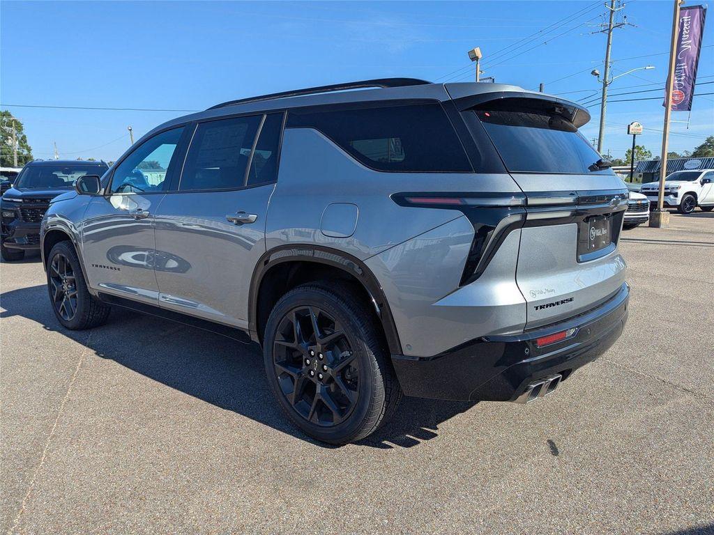 new 2026 Chevrolet Traverse car, priced at $55,114
