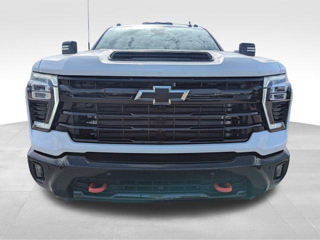 new 2025 Chevrolet Silverado 3500 car, priced at $73,284