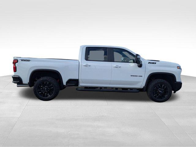 new 2025 Chevrolet Silverado 3500 car, priced at $73,284