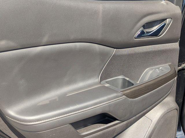 used 2023 GMC Acadia car, priced at $24,899