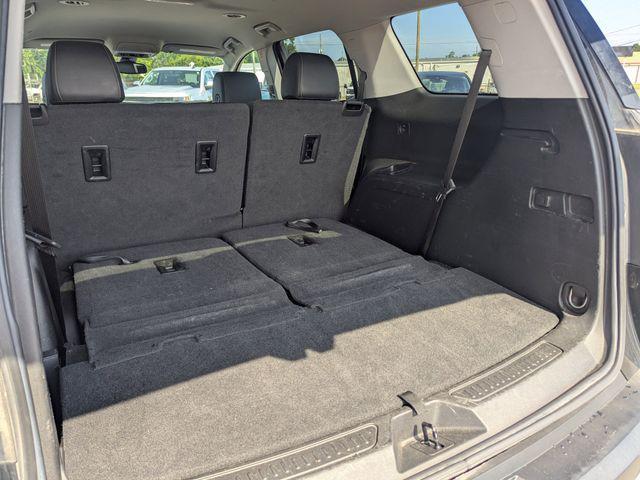 used 2023 GMC Acadia car, priced at $24,899