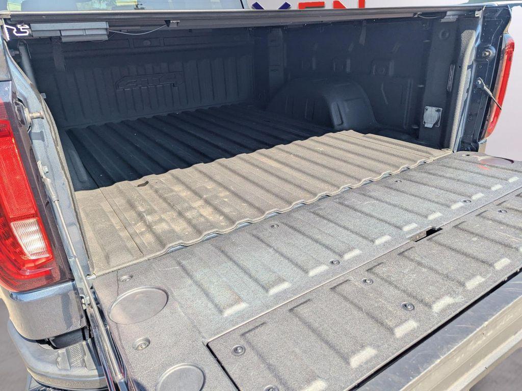 used 2021 GMC Sierra 1500 car, priced at $40,989