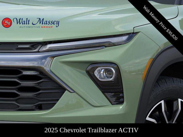 new 2025 Chevrolet TrailBlazer car, priced at $30,820