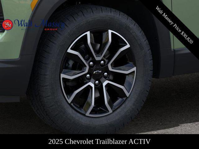 new 2025 Chevrolet TrailBlazer car, priced at $30,820