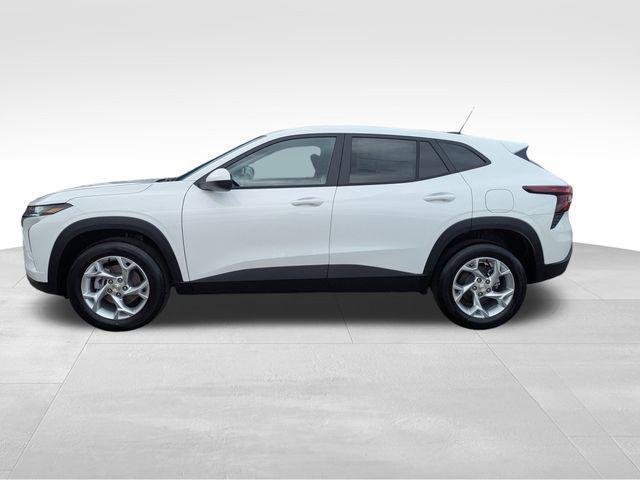 new 2025 Chevrolet Trax car, priced at $23,325