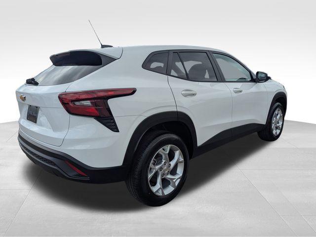 new 2025 Chevrolet Trax car, priced at $23,325