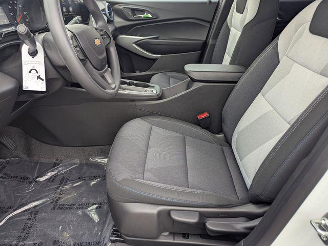 new 2025 Chevrolet Trax car, priced at $23,325