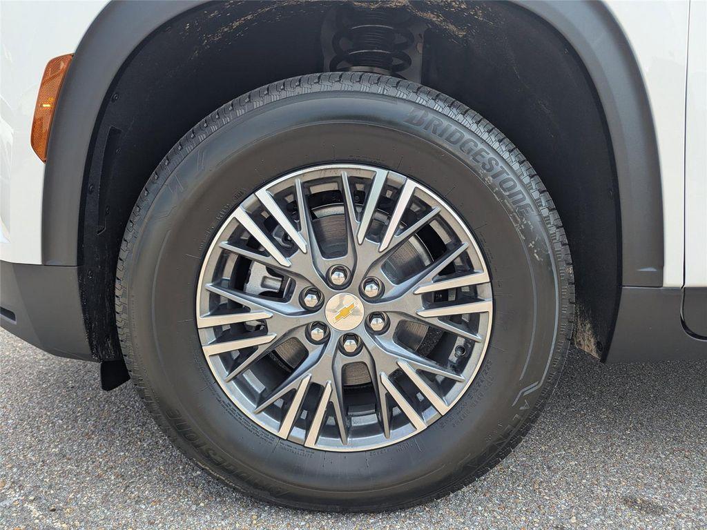 new 2026 Chevrolet Traverse car, priced at $41,984